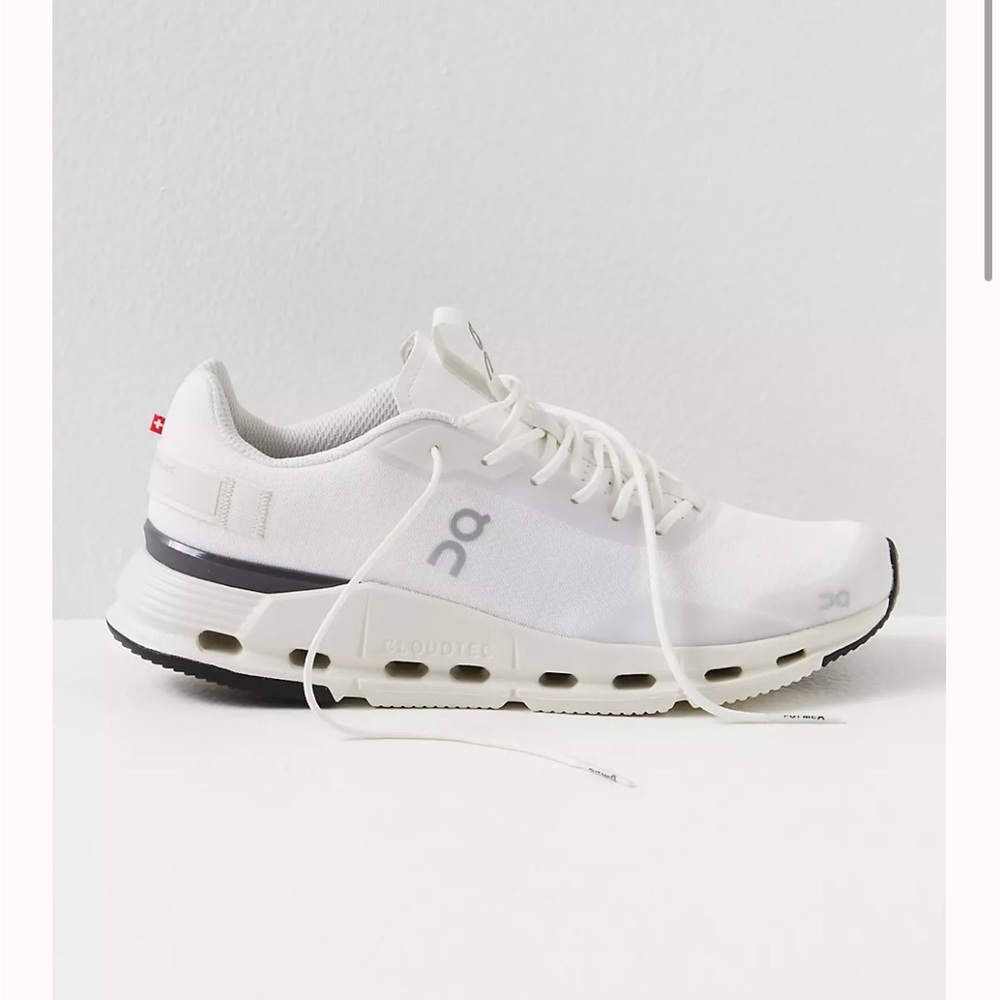 On Running Cloudnova Form Sneakers